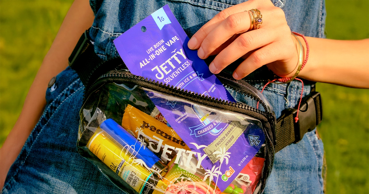 Jetty-Solventless-Live-Rosin-All-In-One-Disposable-Vape-Outdoor